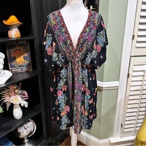 Angie Boho Floral Embroidered Tunic Top – Size 3X